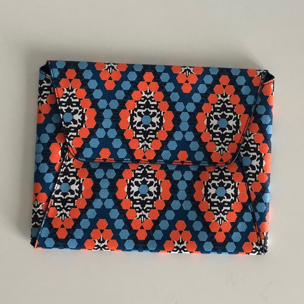 Vera Bradley Clutch - Picture 2 of 5